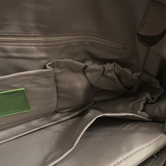 Coach Signature Diaper Bag Stripe Tan & Apple Green - Picture 8 of 12